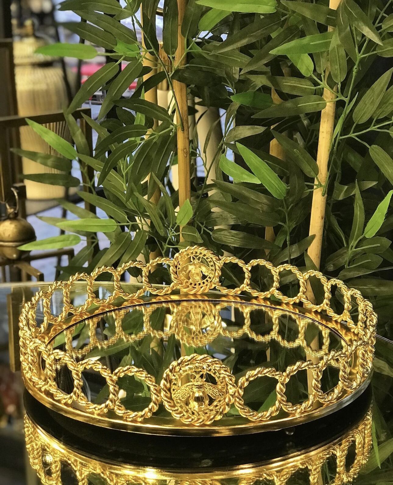 Aynalı yuvarlak gold ithal metal tepsi 34cm gold