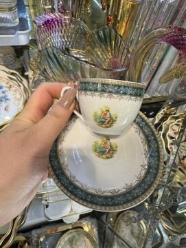 6 Kişilik porselen kahve fincan takımı