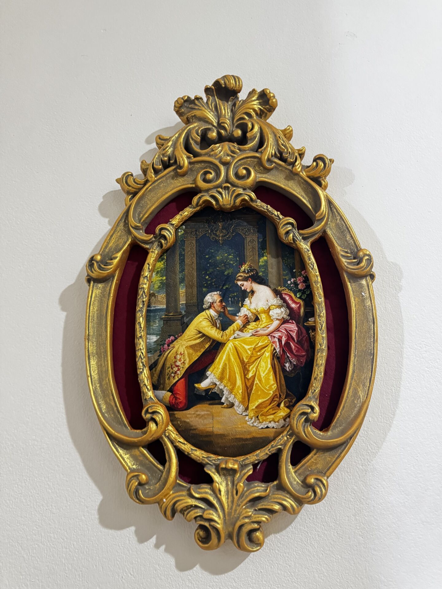 Dekoratif içi kadife pano bordo 52*31cm