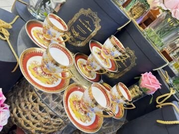 6 Kişilik porselen kahve fincan takımı