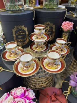 6 Kişilik porselen kahve fincan takımı